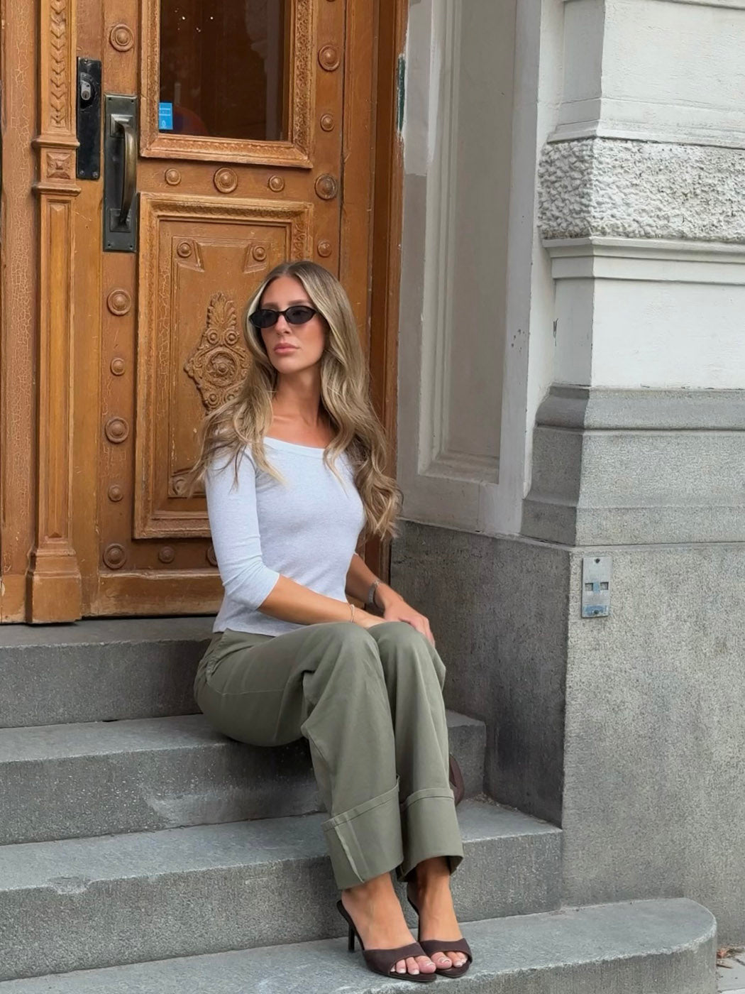 Khaki relaxed jeans