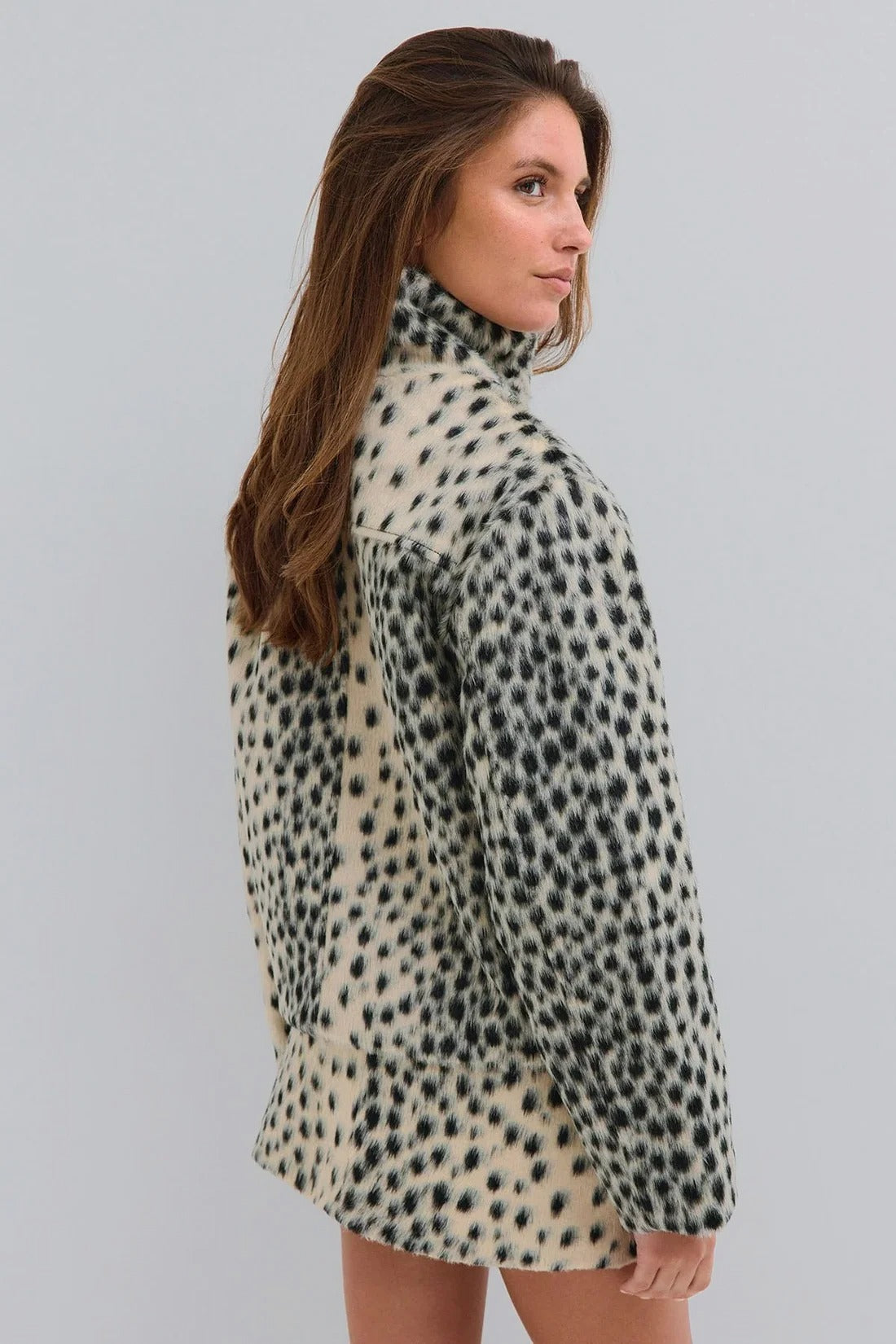 Veste Zoé fausse fourrure guépard, dos